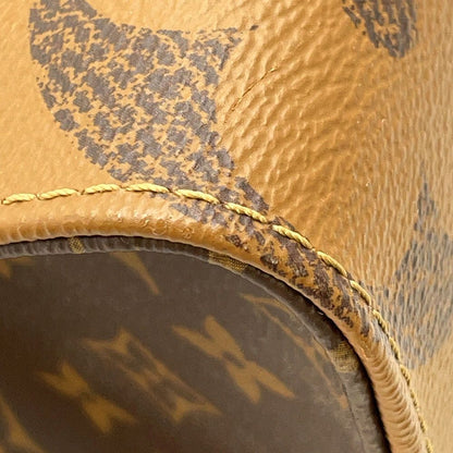 Louis Vuitton Tote Monogram Reverse Giant On The Go MM Handbag 2-Way — view 8