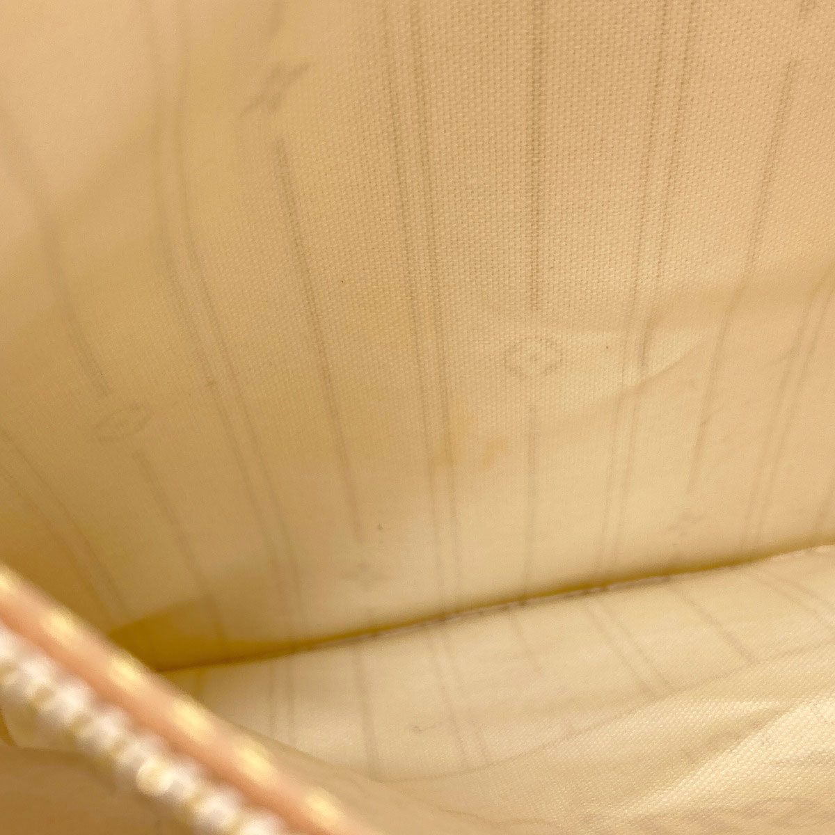 Louis Vuitton Neverfull MM Tote Damier Canvas — view 8