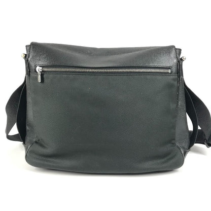 Louis Vuitton Shoulder Bag Victor Taiga Leather Noir Black — view 2