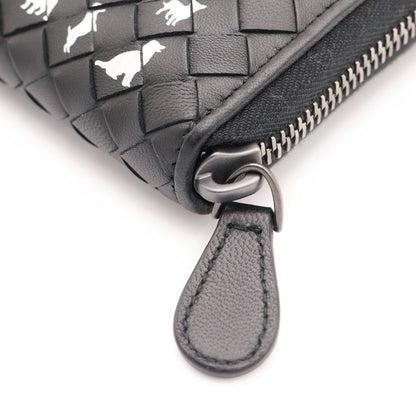 Bottega Veneta Intrecciato Dog Pattern Round Zip Leather Wallet Black — view 5