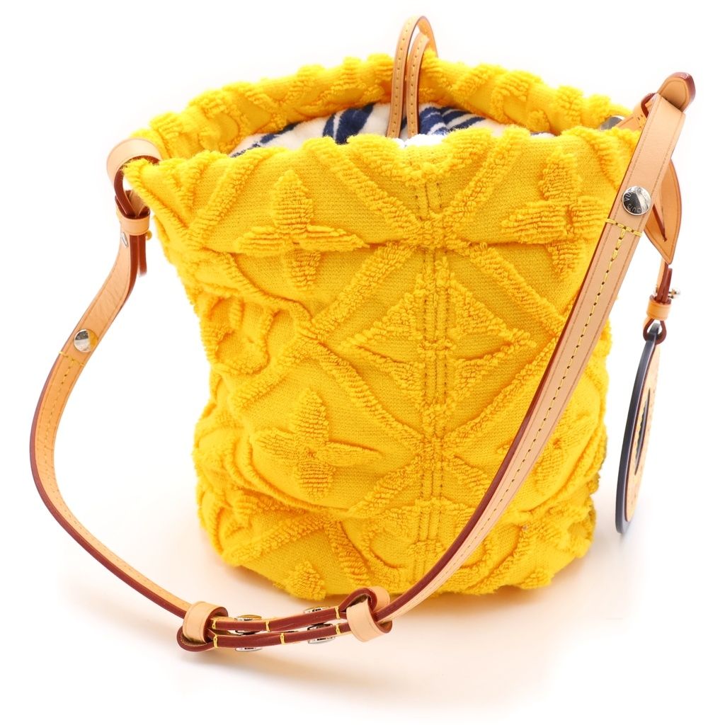 Louis Vuitton LV Vacation by the Pool Bucket Mango Shoulder Bag Yellow Leather — view 2