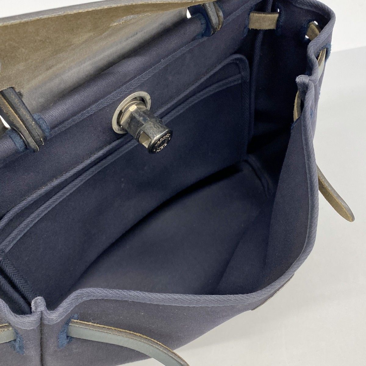 Hermes Handbag MM Toile Officier Navy Silver — view 4