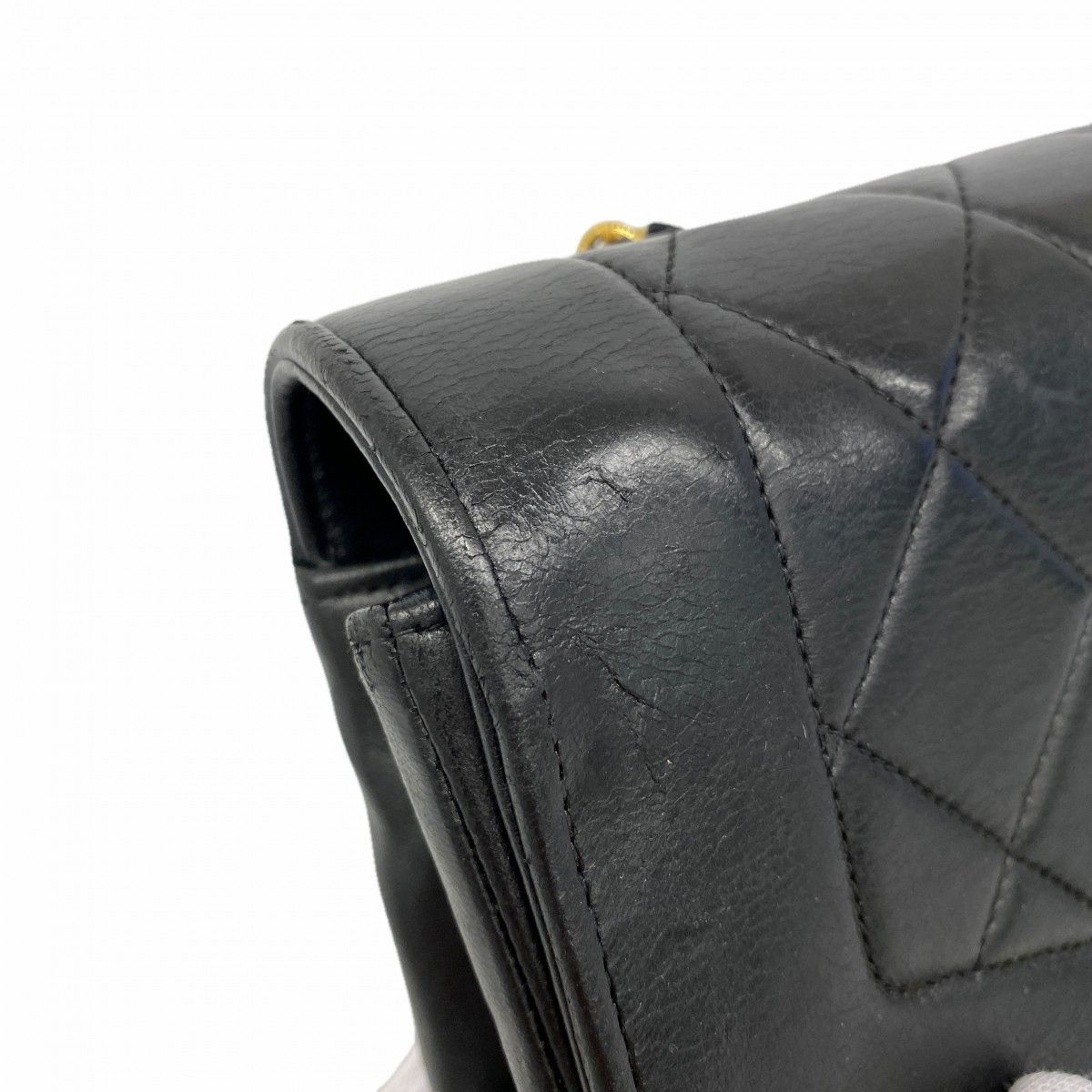 Chanel Shoulder Bag Diana Lambskin Black Gold — view 6