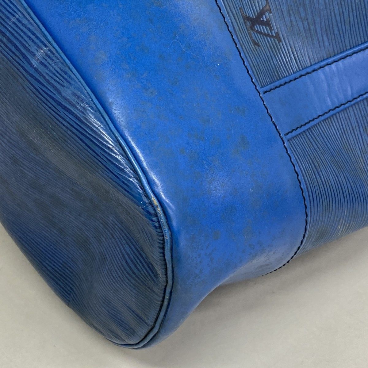 Louis Vuitton Shoulder Bag Epi Randonnee GM Toledo Blue — view 6