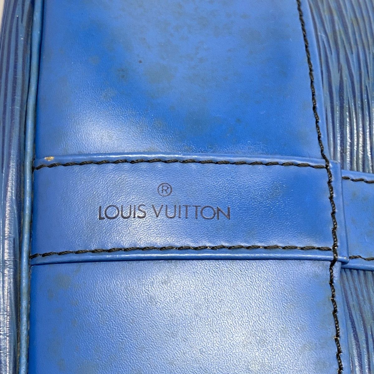 Louis Vuitton Shoulder Bag Epi Randonnee GM Toledo Blue — view 5