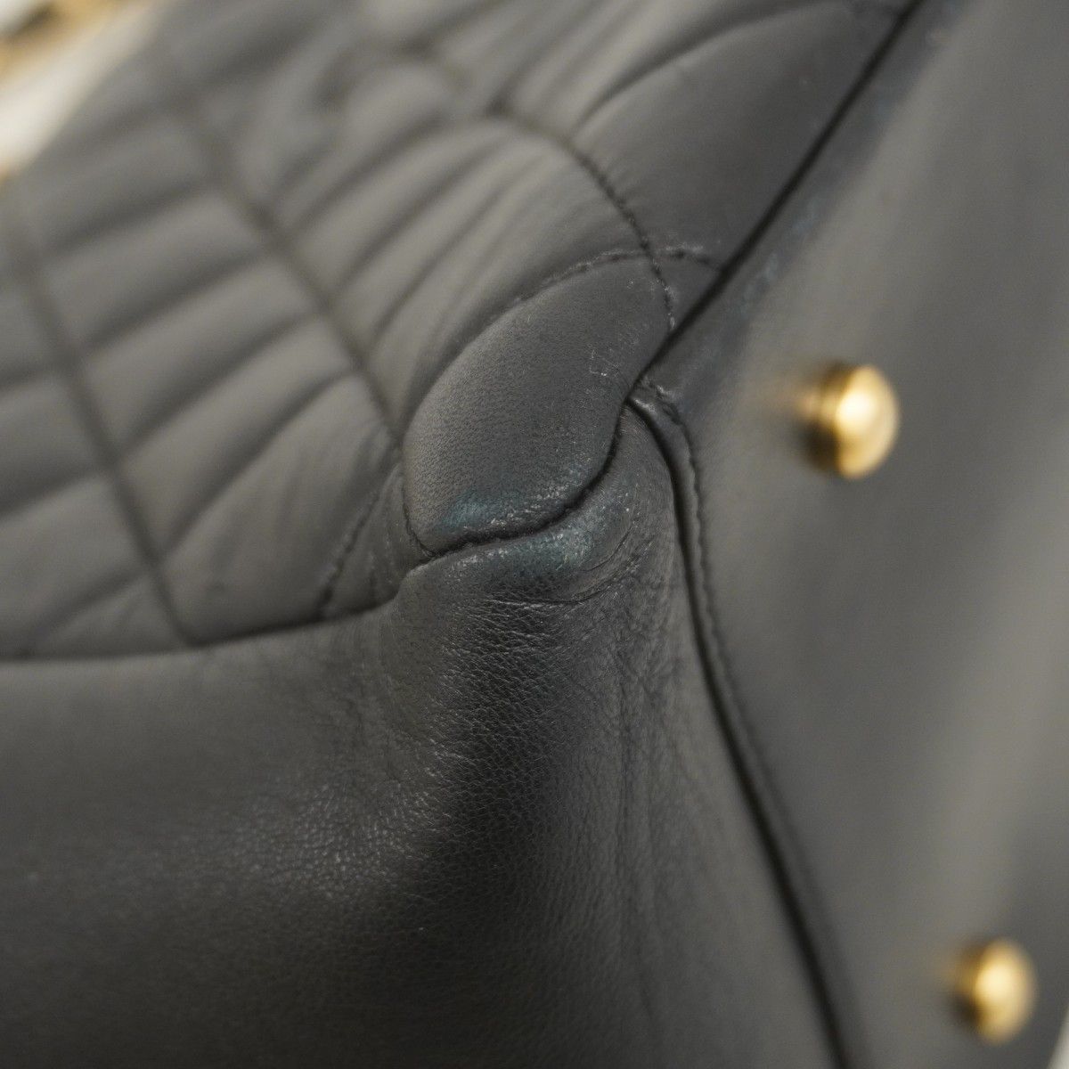 Chanel Handbag Quilted Lambskin Black Gold — view 6