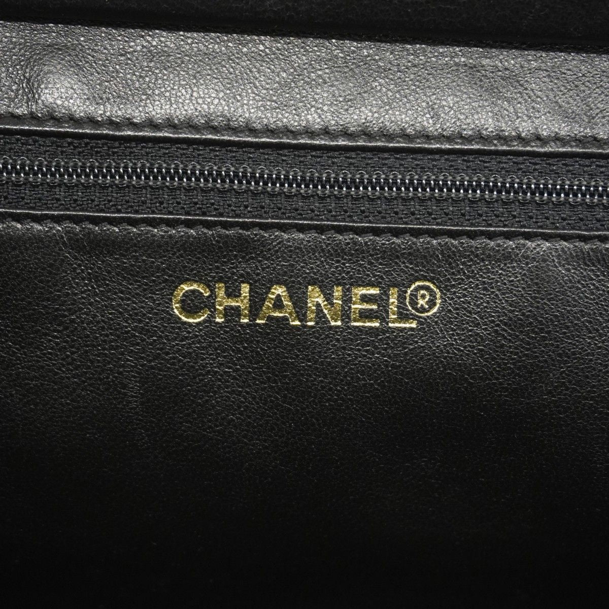 Chanel Handbag Quilted Lambskin Black Gold — view 5