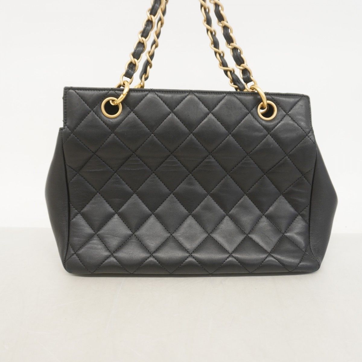 Chanel Handbag Quilted Lambskin Black Gold — view 8