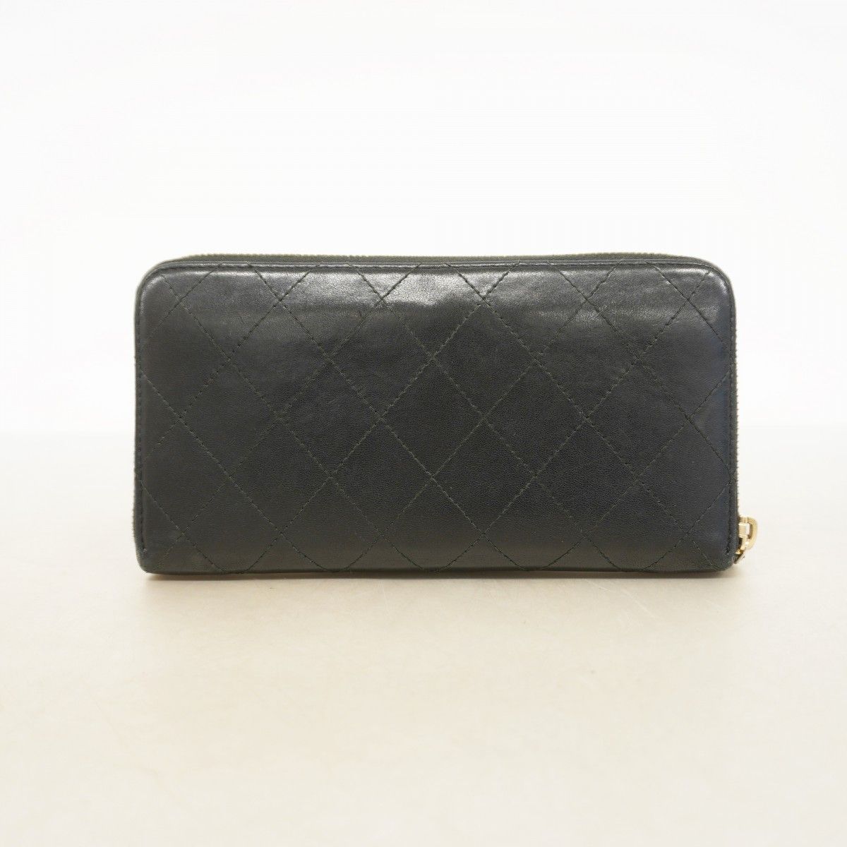 Chanel Wallet Quilted Lambskin Black Gold — view 8