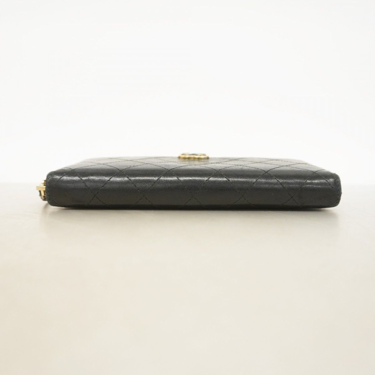 Chanel Wallet Quilted Lambskin Black Gold — view 2