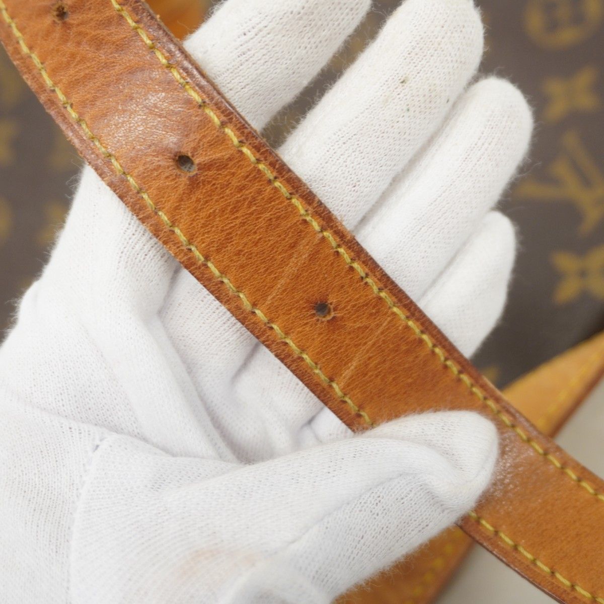 Louis Vuitton Shoulder Bag Monogram Musette Brown — view 9