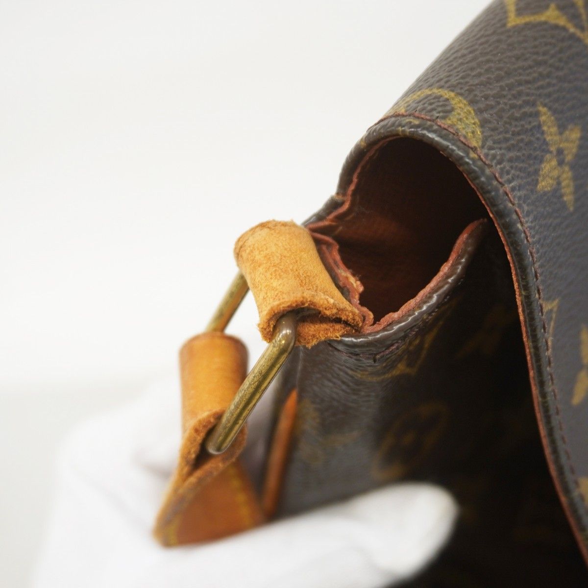 Louis Vuitton Shoulder Bag Monogram Musette Brown — view 7