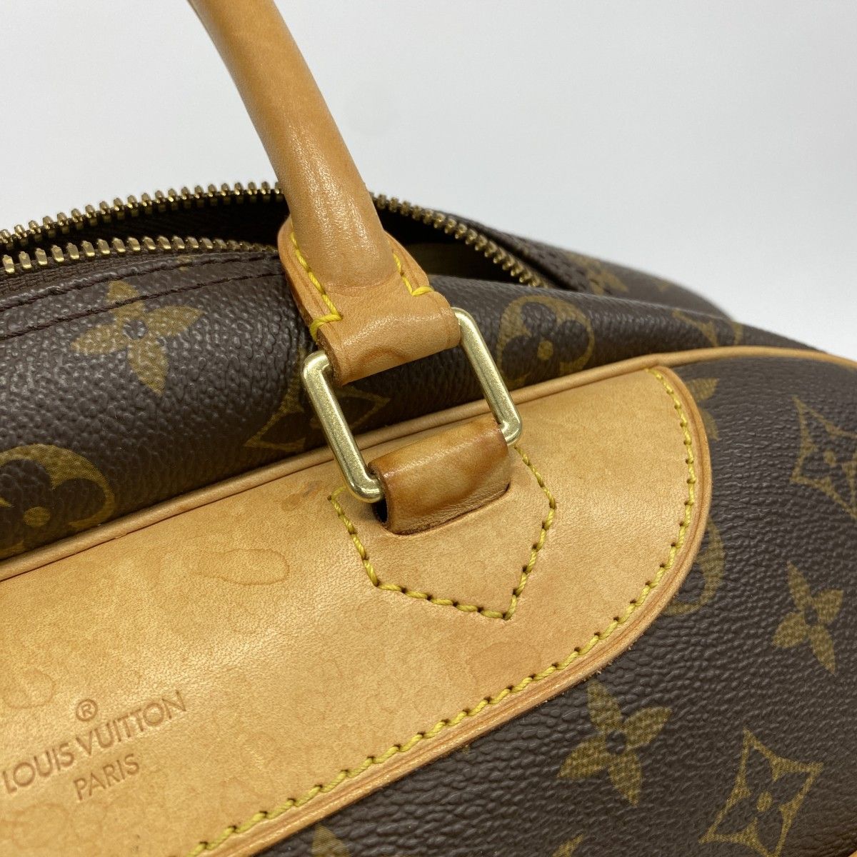 Louis Vuitton Handbag Monogram Deauville Brown — view 9