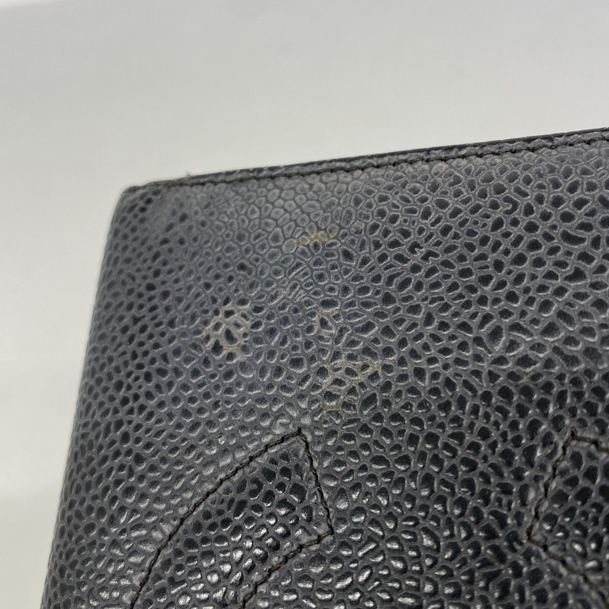Chanel Wallet Caviar Leather Black Gold — view 8