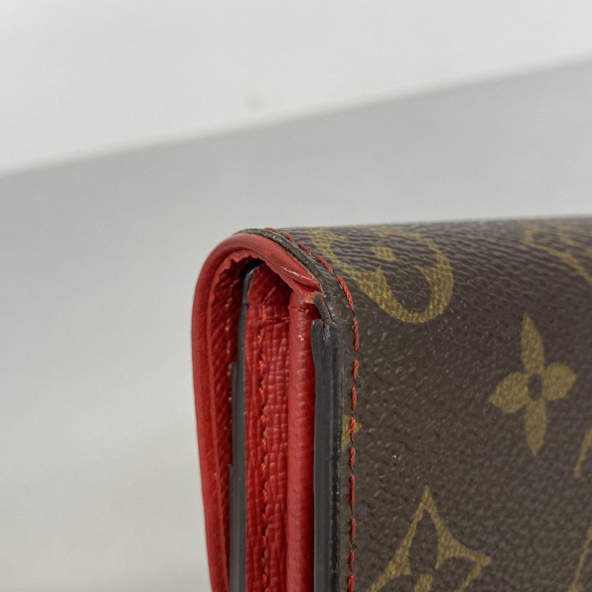 Louis Vuitton Wallet Monogram Retiro Portefeuille Sarah Cerise — view 5