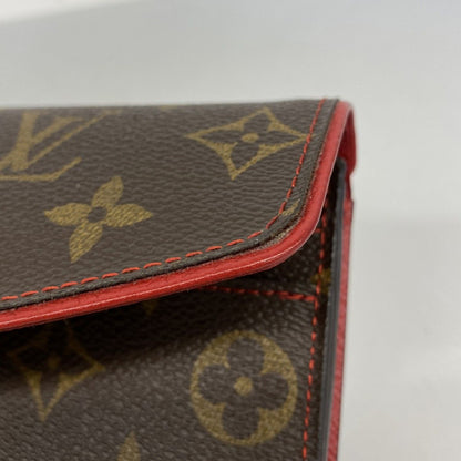 Louis Vuitton Wallet Monogram Retiro Portefeuille Sarah Cerise — view 6