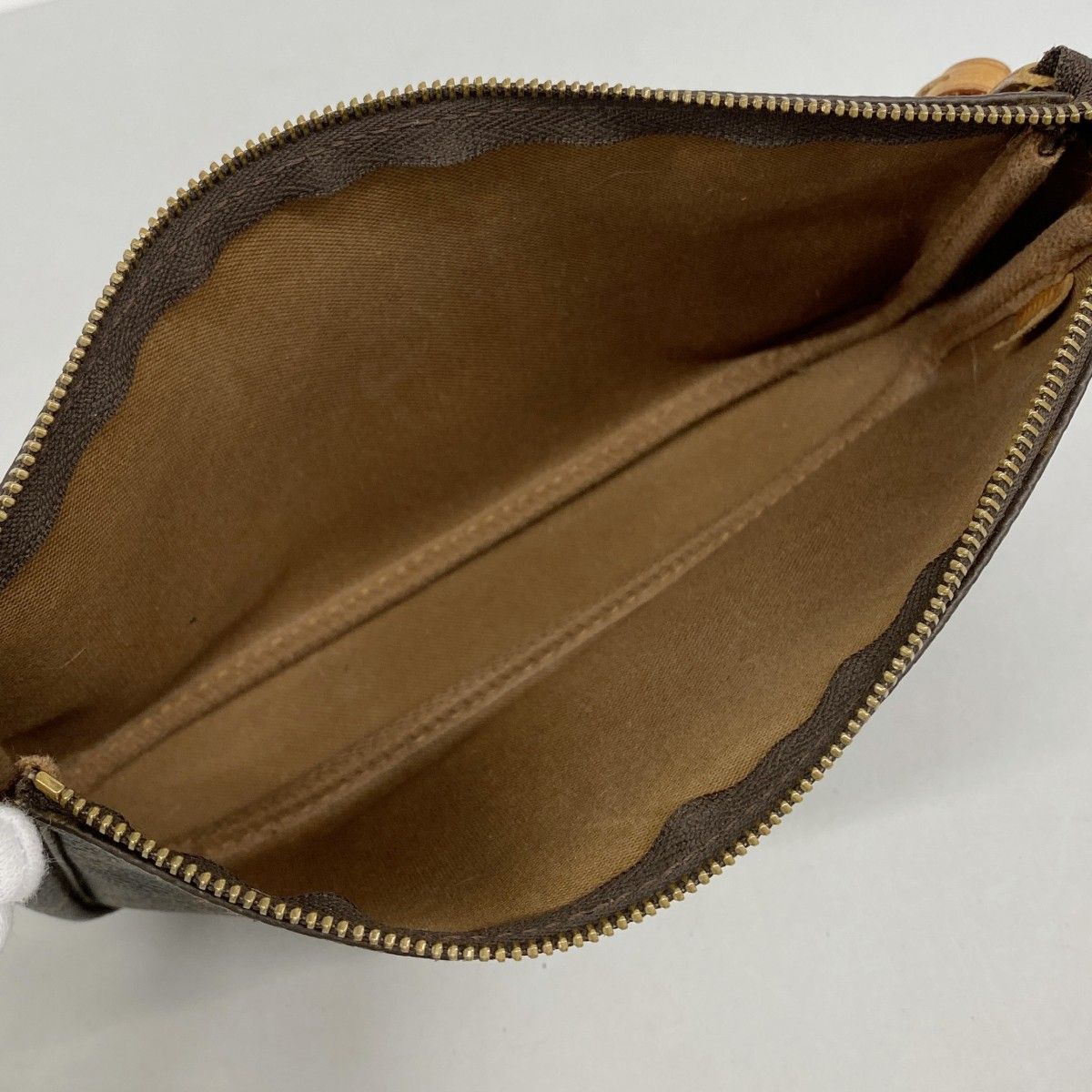 Louis Vuitton Pouch Monogram Pochette Brown — view 4