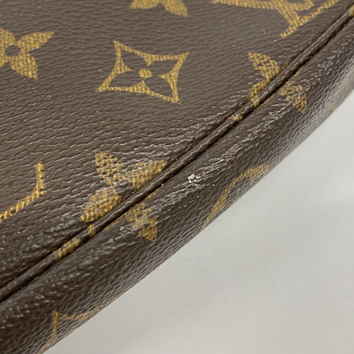 Louis Vuitton Pouch Monogram Pochette Brown — view 7