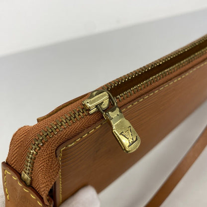 Louis Vuitton Pouch Epi Pochette Cipango Gold — view 8