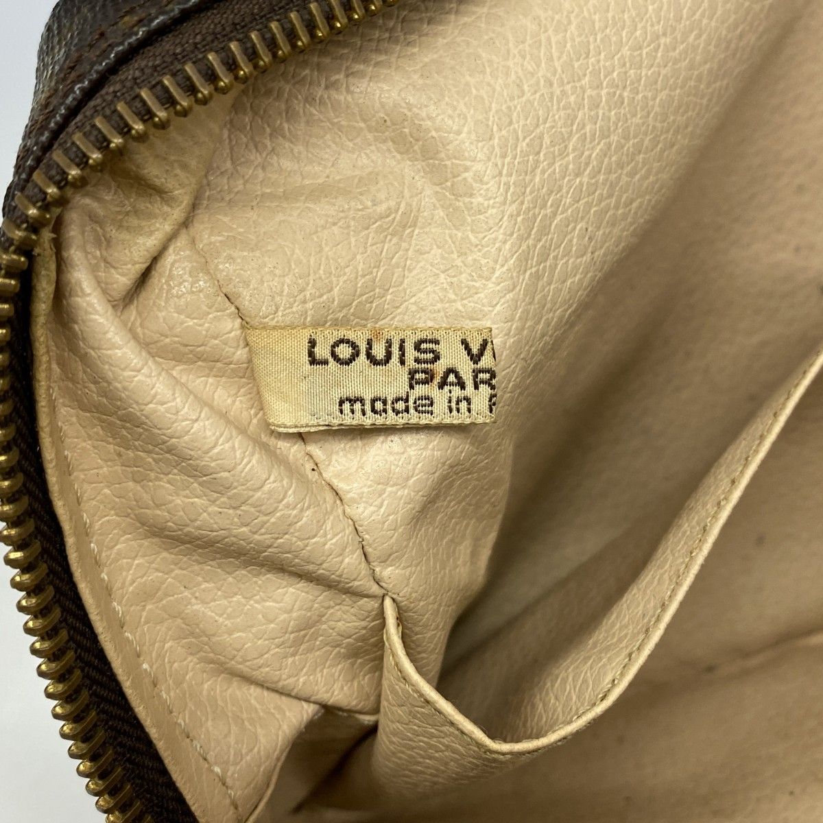Louis Vuitton Pouch Monogram Trousse Toilet 28 Brown — view 5