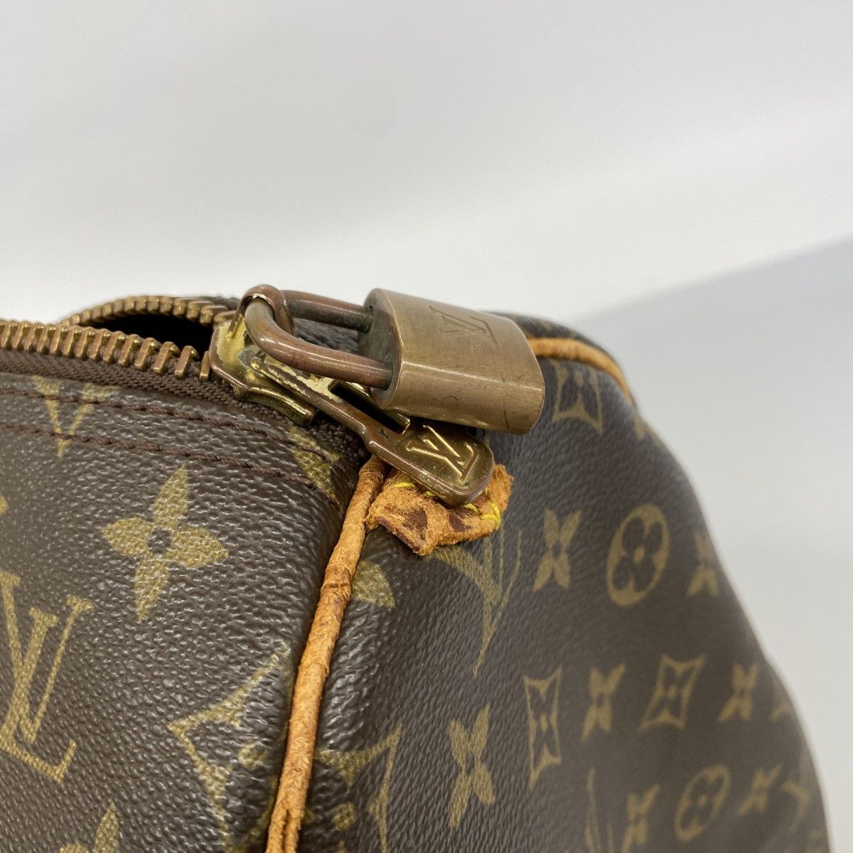 Louis Vuitton Boston Bag Monogram Keepall 55 Brown — view 8