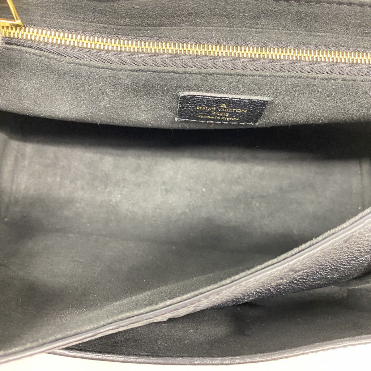 Louis Vuitton Shoulder Bag Monogram Empreinte Vavin PM Noir — view 4