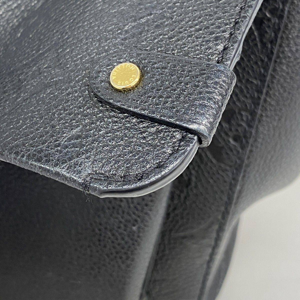 Louis Vuitton Shoulder Bag Monogram Empreinte Vavin PM Noir — view 8