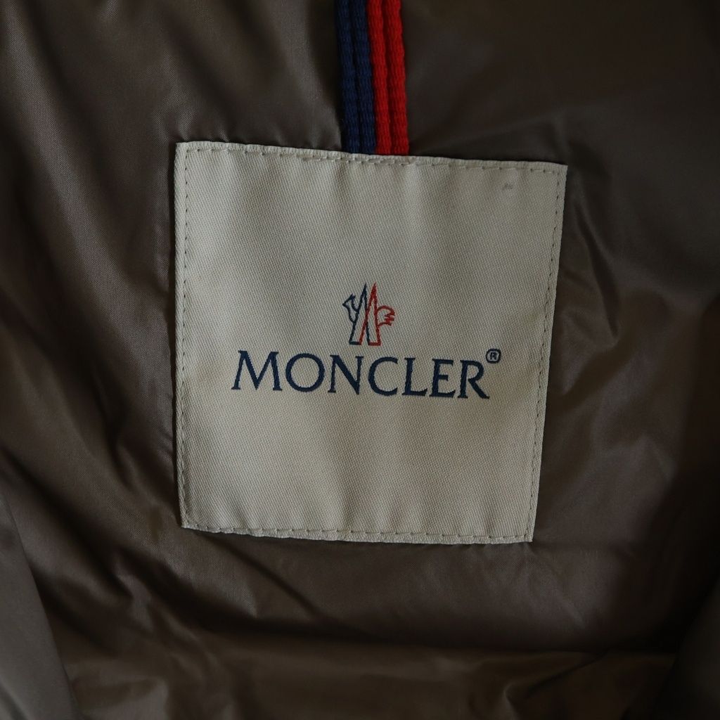 Moncler Hermifur Long Down Jacket Beige — view 7