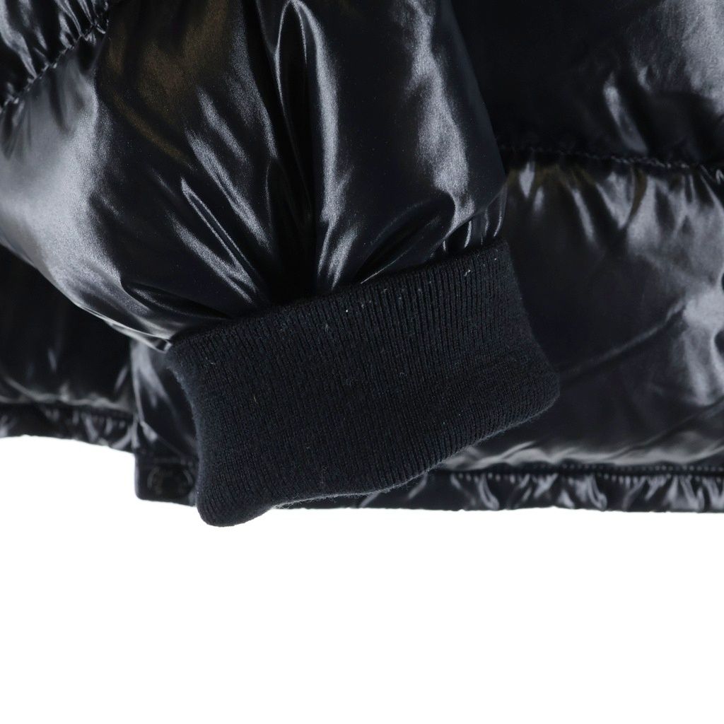 Moncler Maljasset Sleeve Logo Patch Hooded Zip Up Jacket Black — view 5