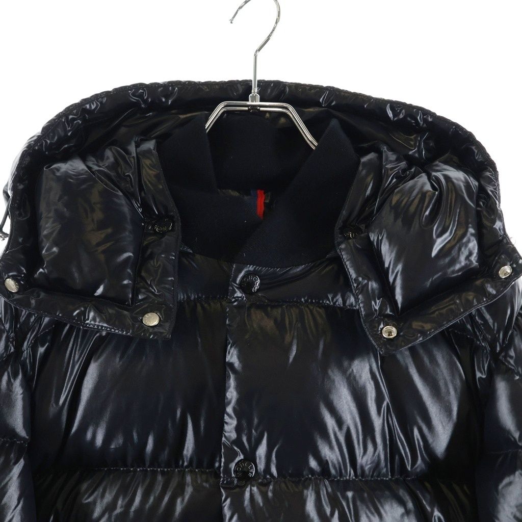 Moncler Maljasset Sleeve Logo Patch Hooded Zip Up Jacket Black — view 3