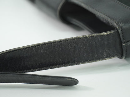 Gucci Vintage GG Canvas Shoulder Bag Black — view 5