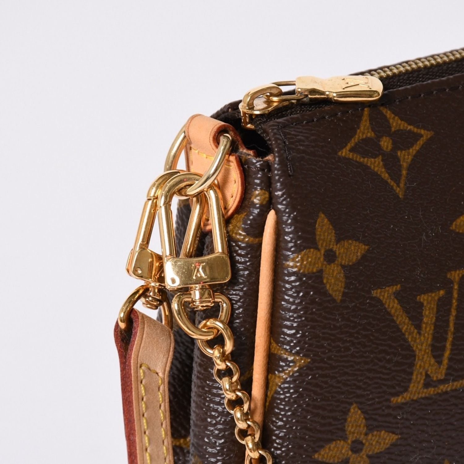 Louis Vuitton Pochette Monogram Brown Gold — view 6