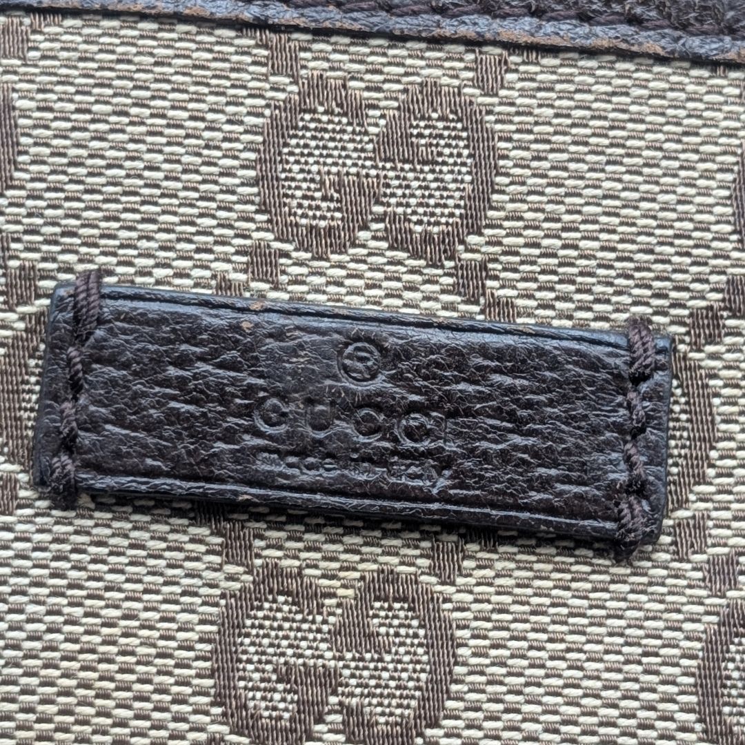 Gucci GG Canvas Shoulder Bag Crossbody Brown — view 5