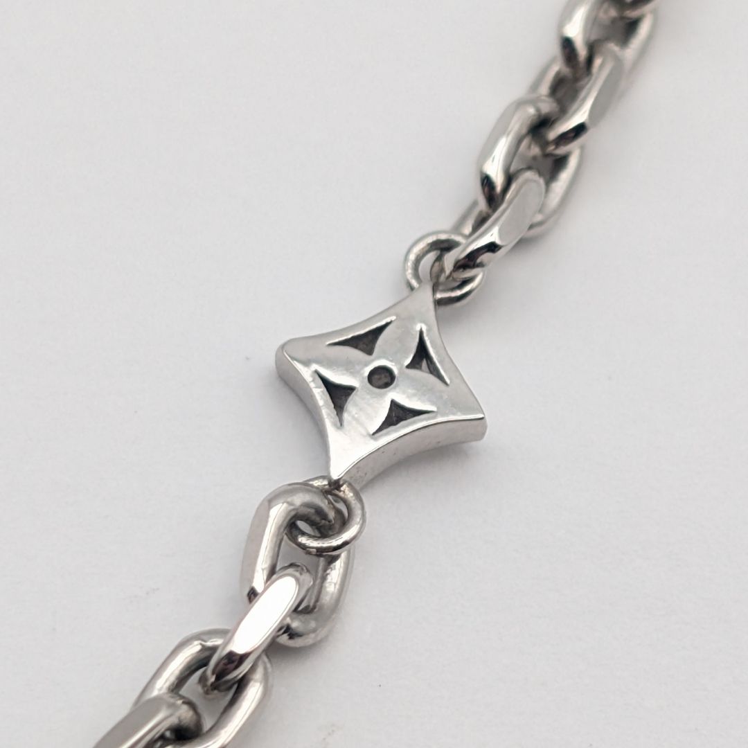 Louis Vuitton Chain VL Yours Necklace Silver — view 4