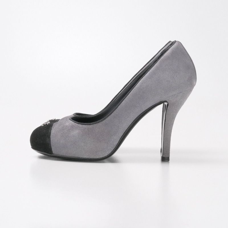 Chanel Pumps C CC Logo Shoes Escarpins Suede Leather Gray Black 35.5 — view 2