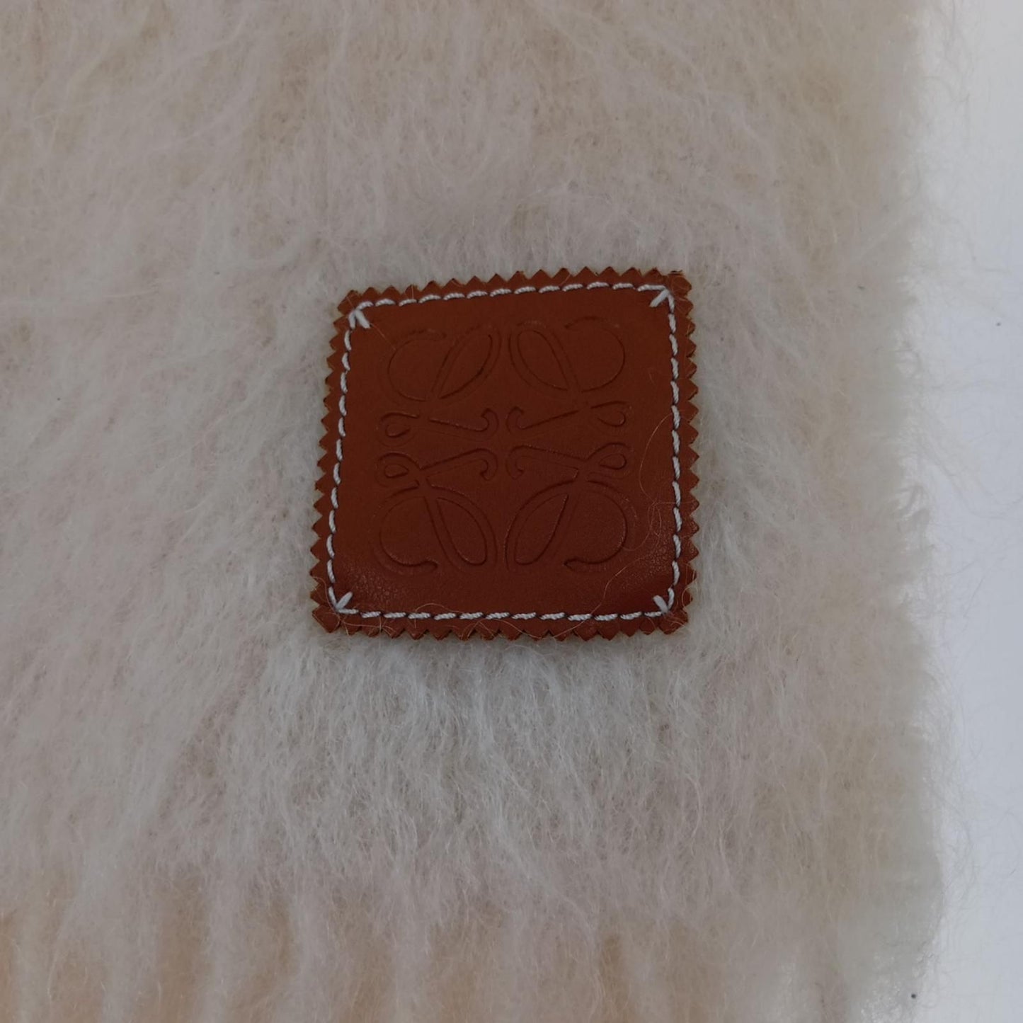 Loewe Mohair Scarf Beige White — view 3