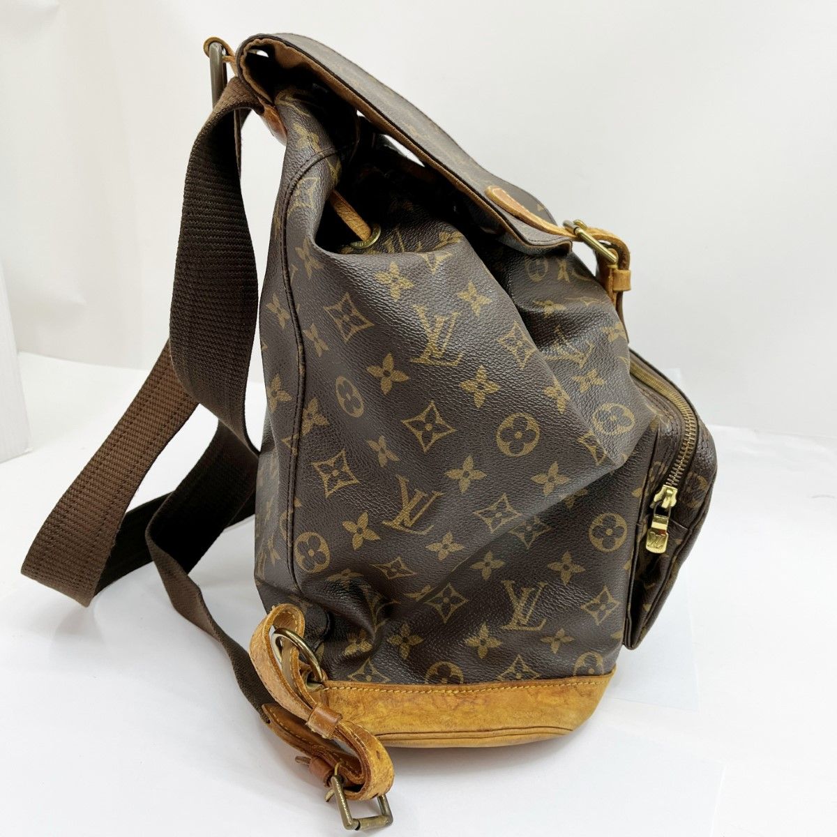 Louis Vuitton Monogram Montsouris Backpack Brown — view 4