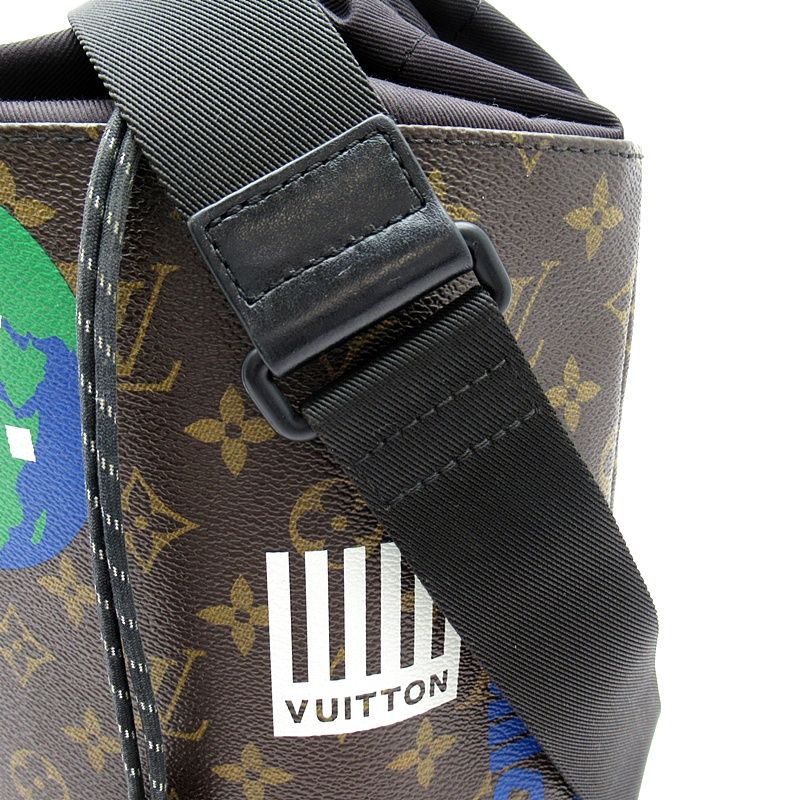 Louis Vuitton Chalk Sling Bag Monogram Brown — view 2