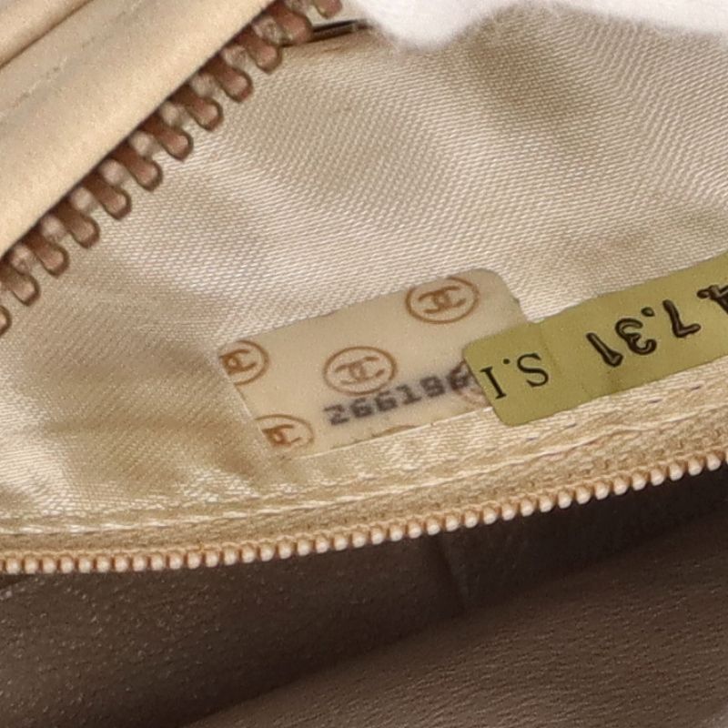 Chanel Vintage Shoulder Bag Lambskin Beige — view 8