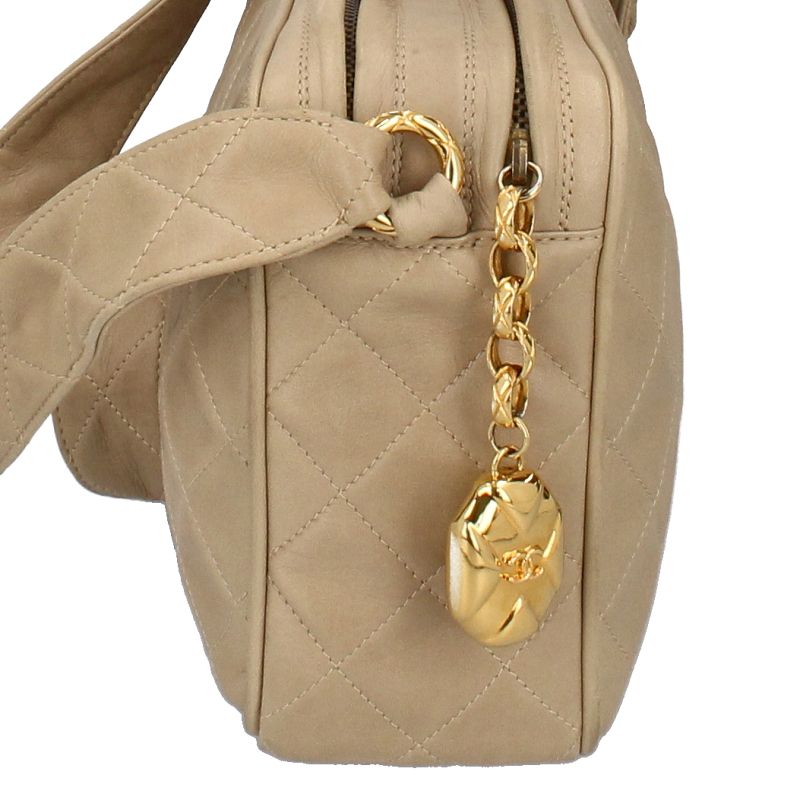 Chanel Vintage Shoulder Bag Lambskin Beige — view 4