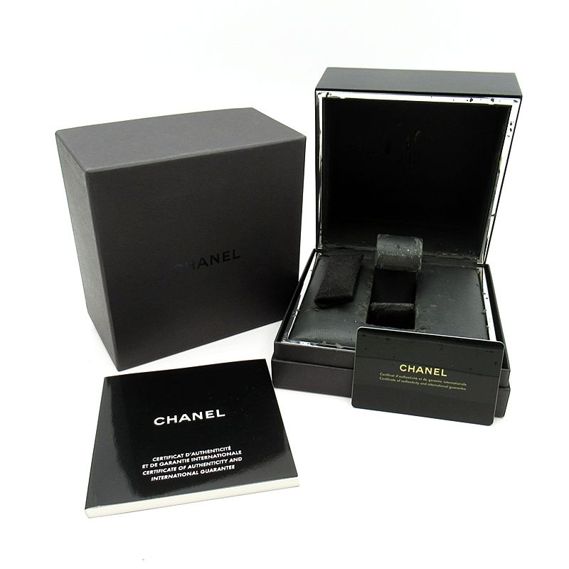 Chanel Watch 33 mm Diamond Box Ceramic White Polished — view 6