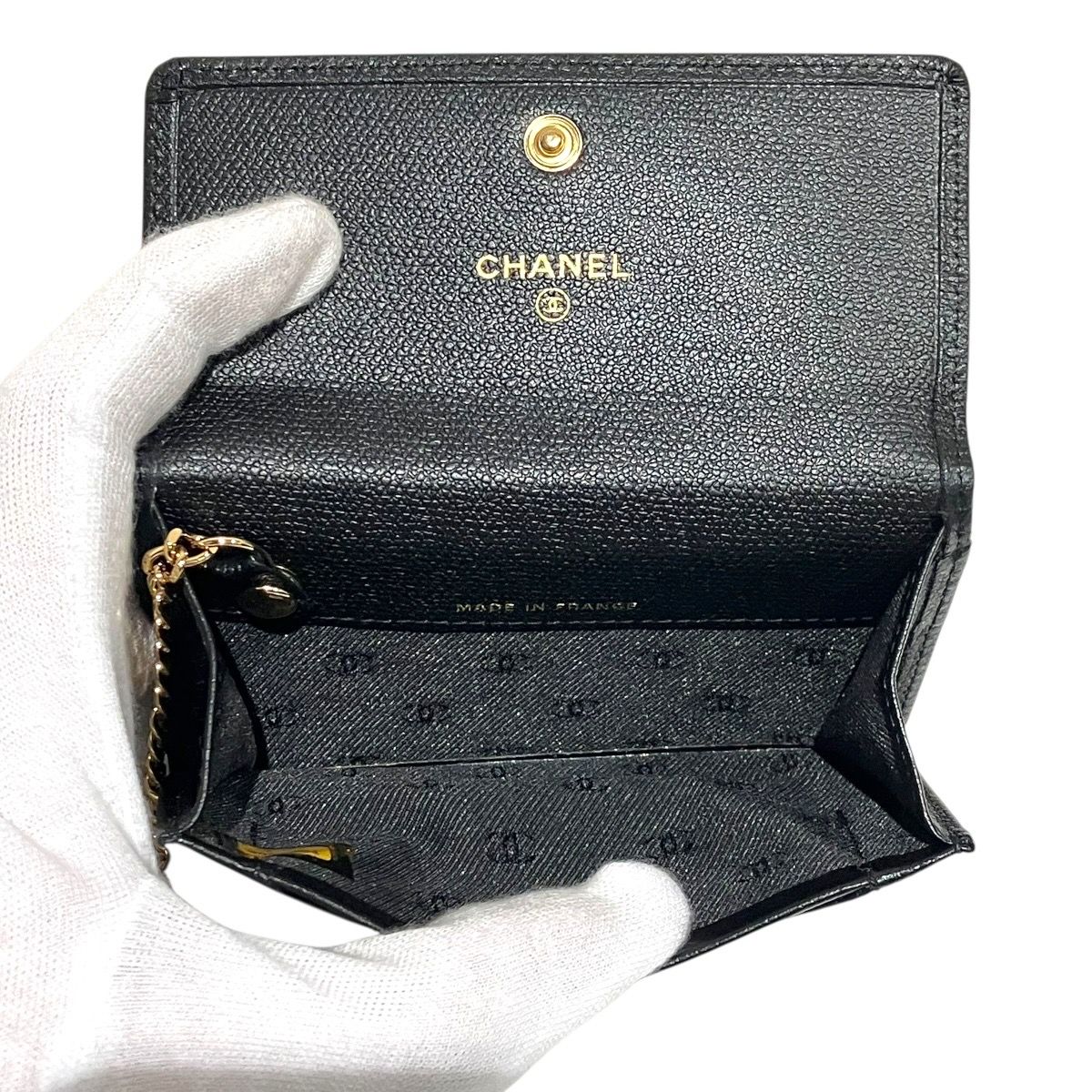 Chanel Coin Case Calfskin — view 3