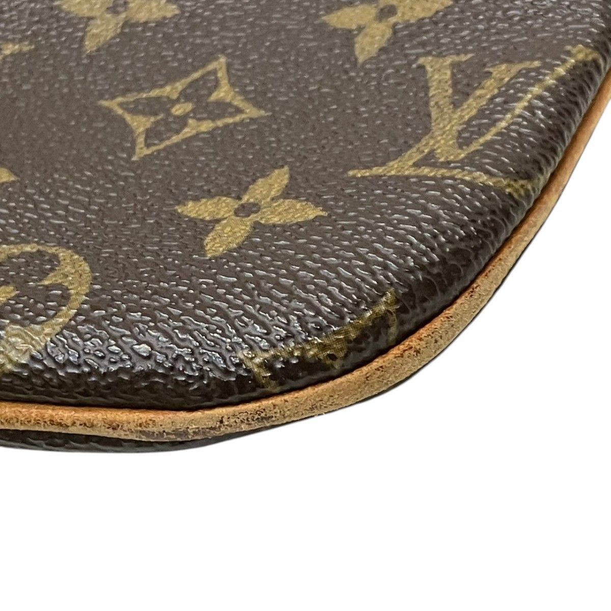 Louis Vuitton Pochette Bosford Monogram Shoulder Bag Canvas — view 8