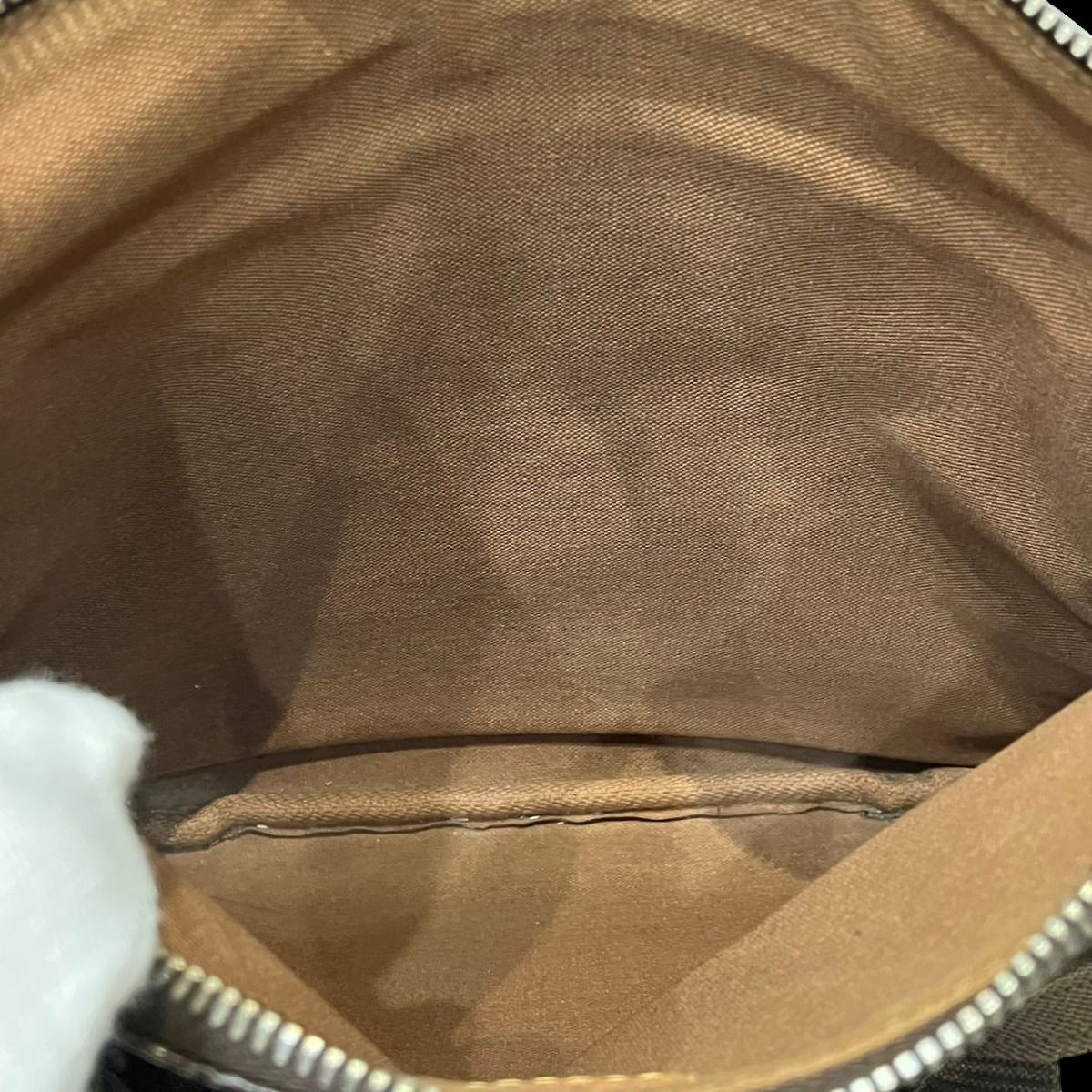 Louis Vuitton Pochette Bosford Monogram Shoulder Bag Canvas — view 5