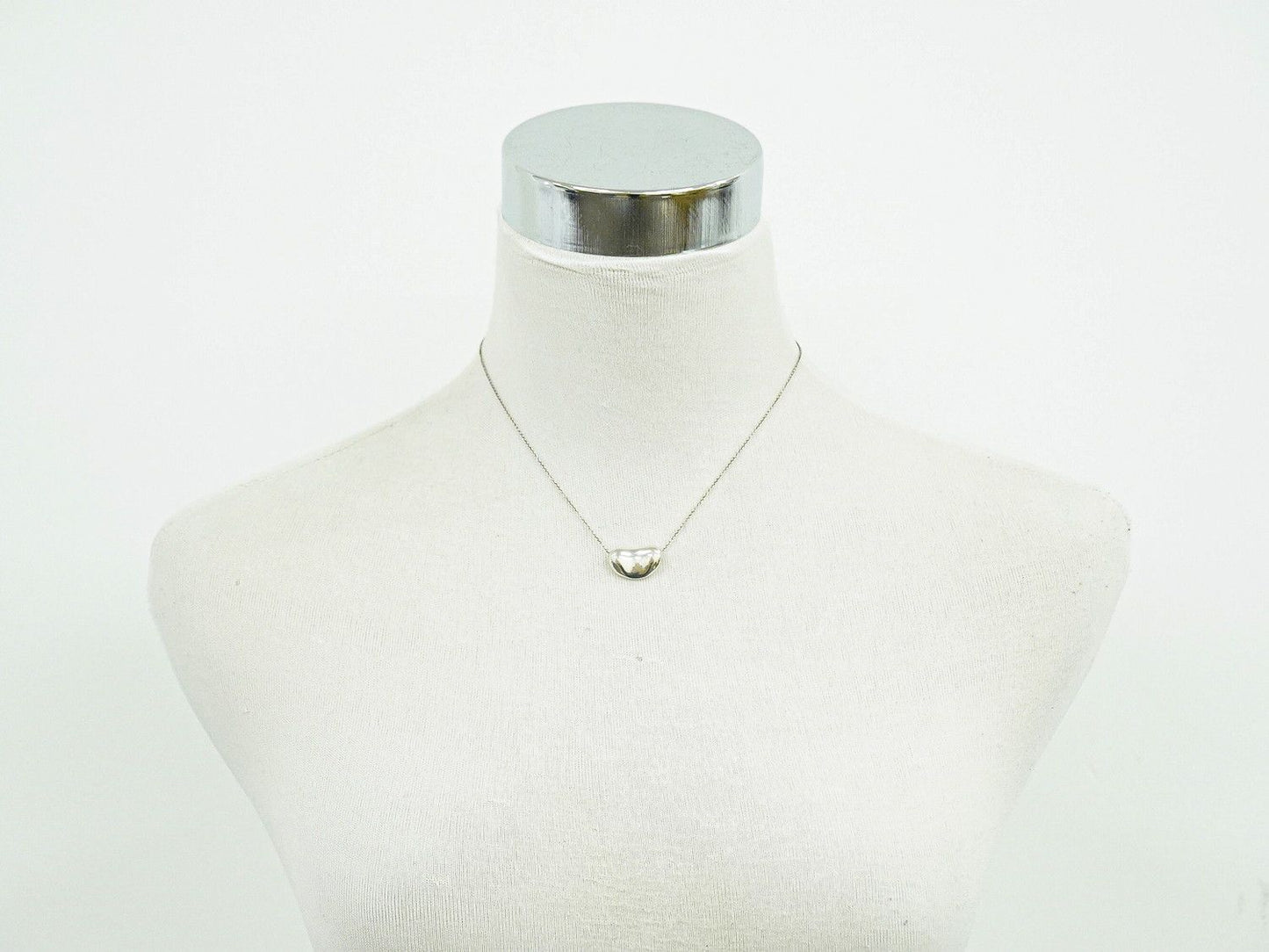Tiffany & Co Bean 925 Necklace Pendant Silver — view 6