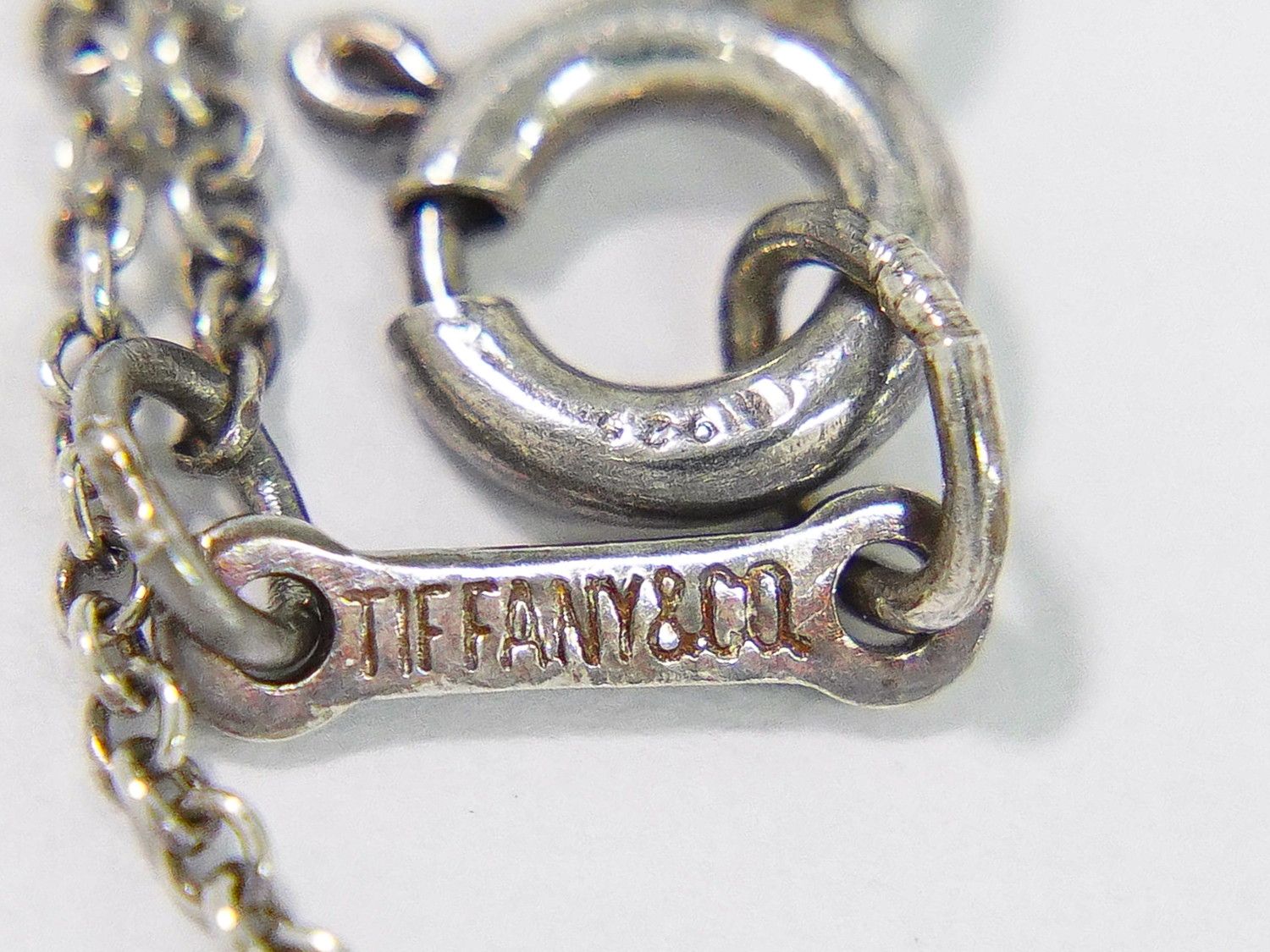 Tiffany & Co Bean 925 Necklace Pendant Silver — view 9