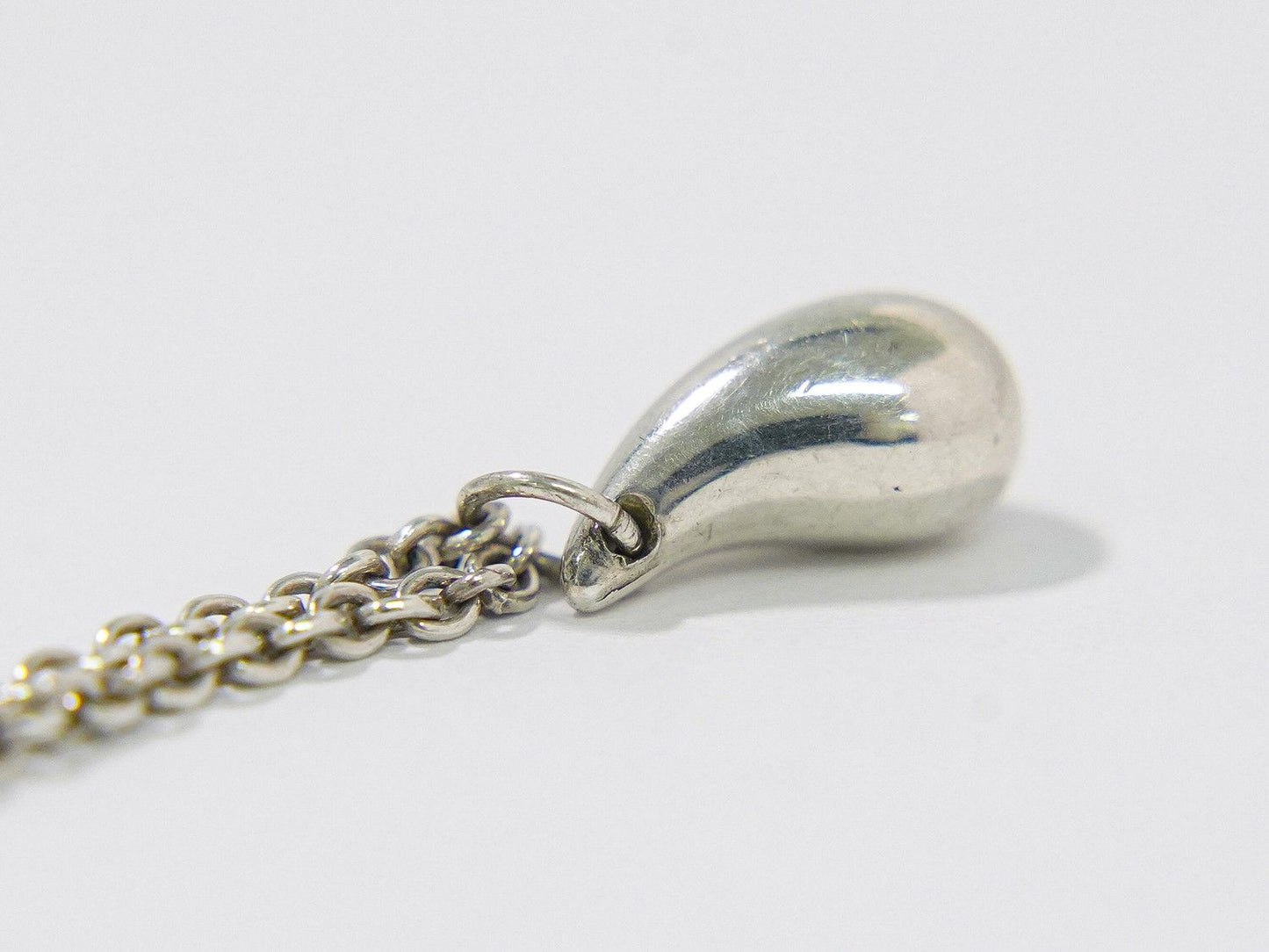 Tiffany & Co Teardrop 925 Bracelet Bangle Silver — view 5