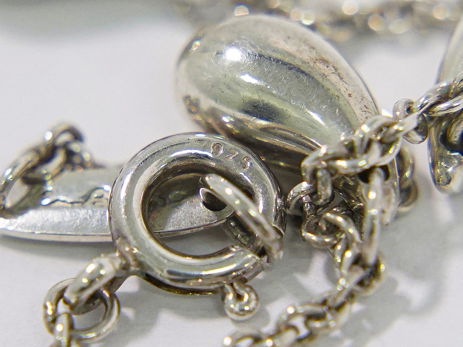 Tiffany & Co Teardrop 925 Bracelet Bangle Silver — view 9
