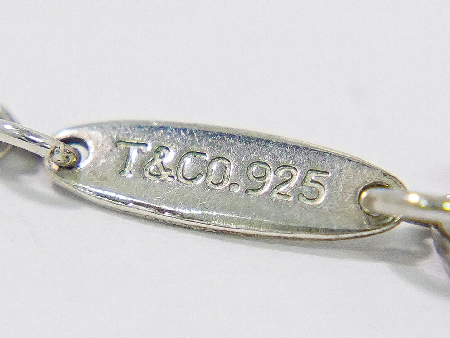 Tiffany & Co Teardrop 925 Bracelet Bangle Silver — view 7