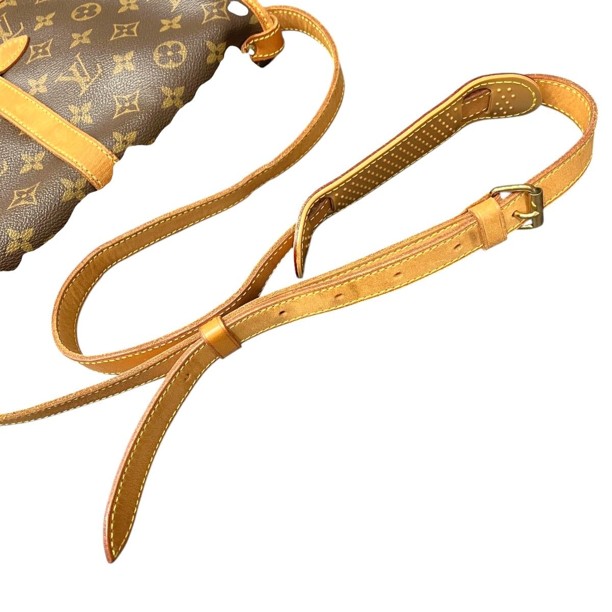 Louis Vuitton Saumur 30 Monogram Shoulder Bag Leather — view 9